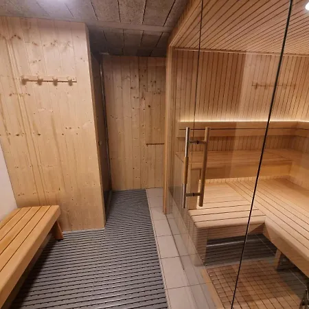 Chalet Tontine, 3 Bedrooms, Sauna, Terrace And Great Views ! *